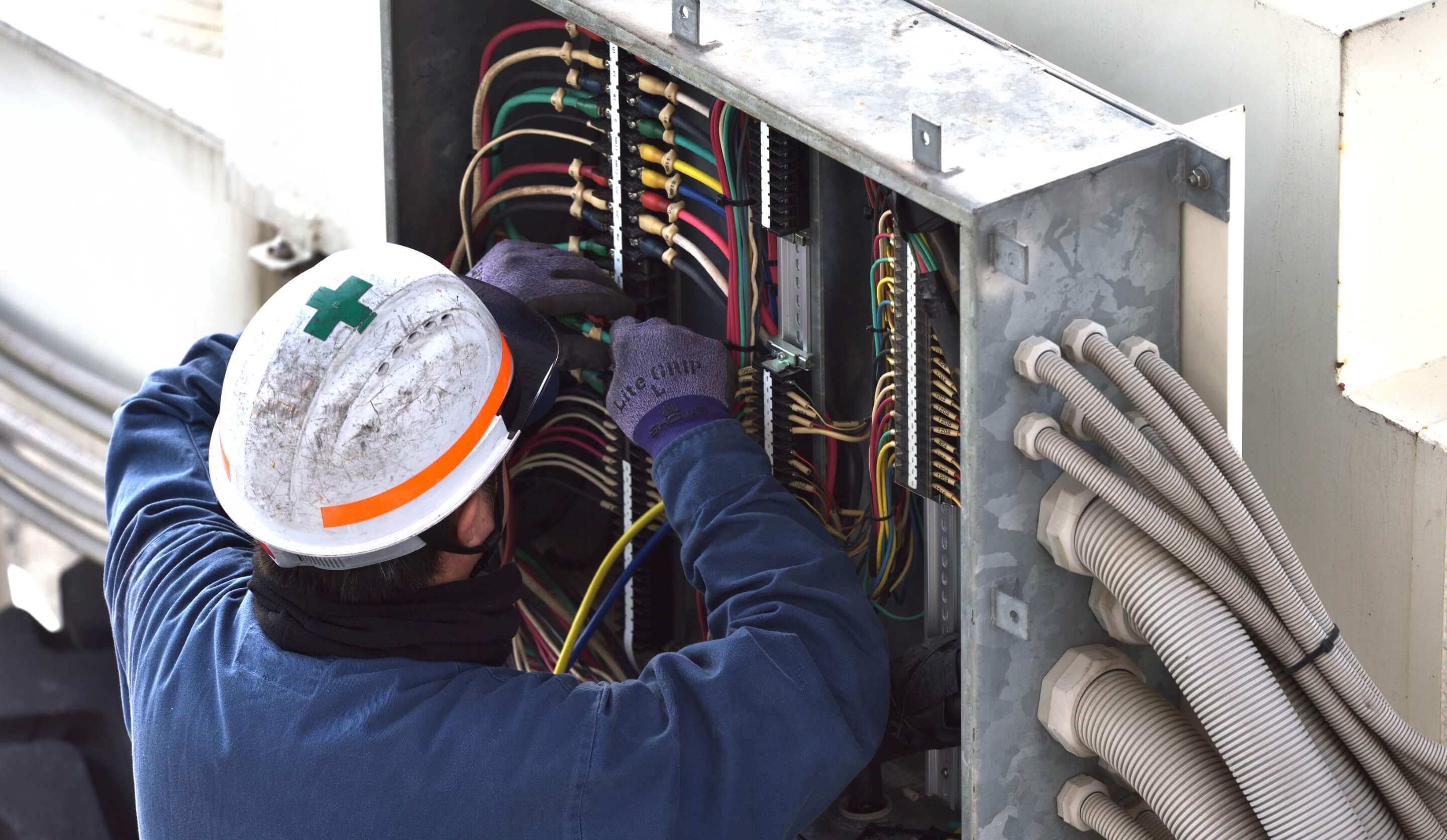 メインビジュアル画像2